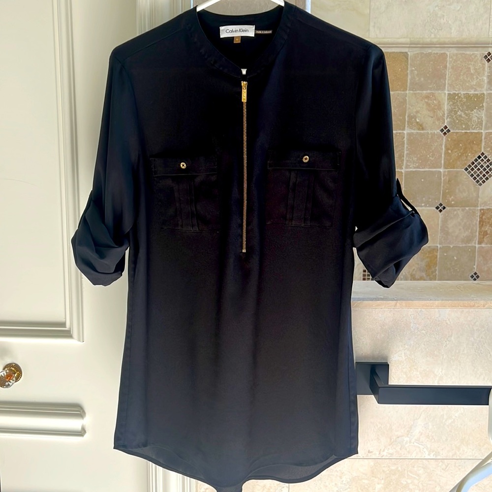 Calvin Klein blouse rolled up sleeve size M